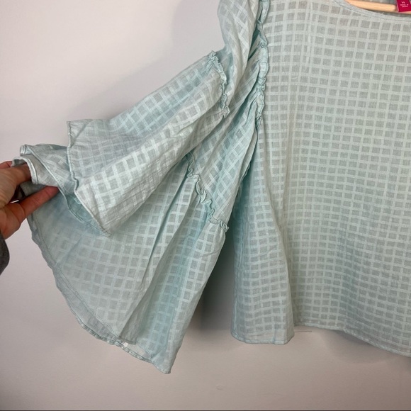 Vince Camuto Teal Flutter Sleeve Boho Top - Picture 2 of 9